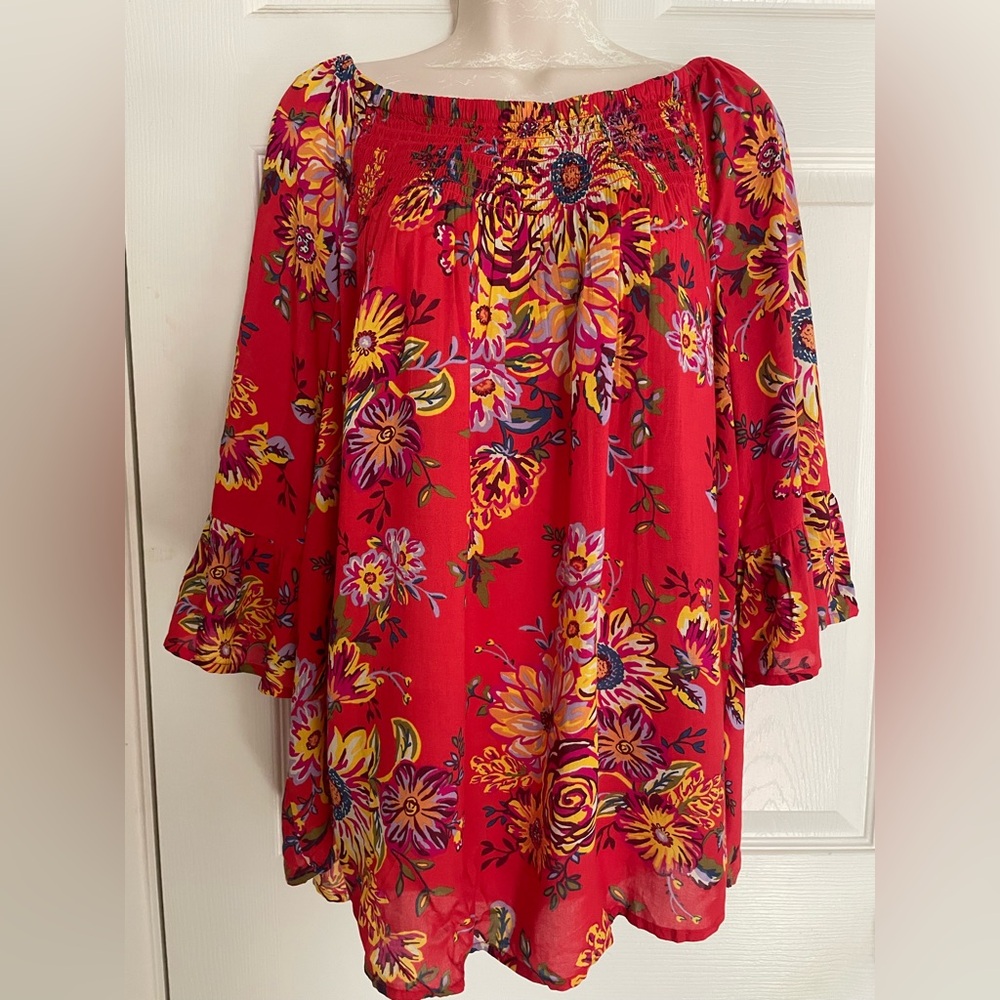 NWT‎ BeachLunchLounge Top